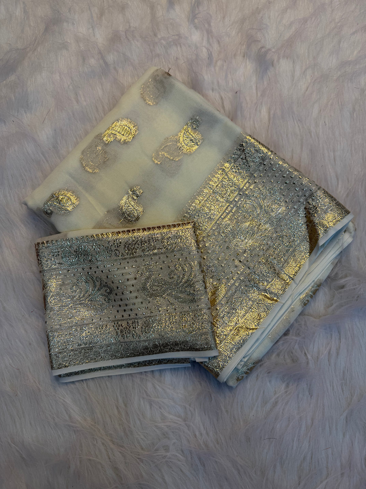 Traditional Function Wear Pure Viscose Georgette Jacquard Weaving Work Fancy Saree With Blouse Piece