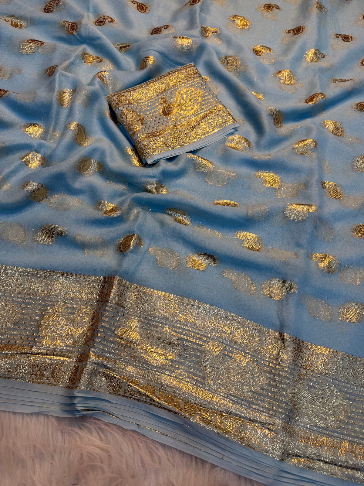Traditional Function Wear Pure Viscose Georgette Jacquard Weaving Work Fancy Saree With Blouse Piece