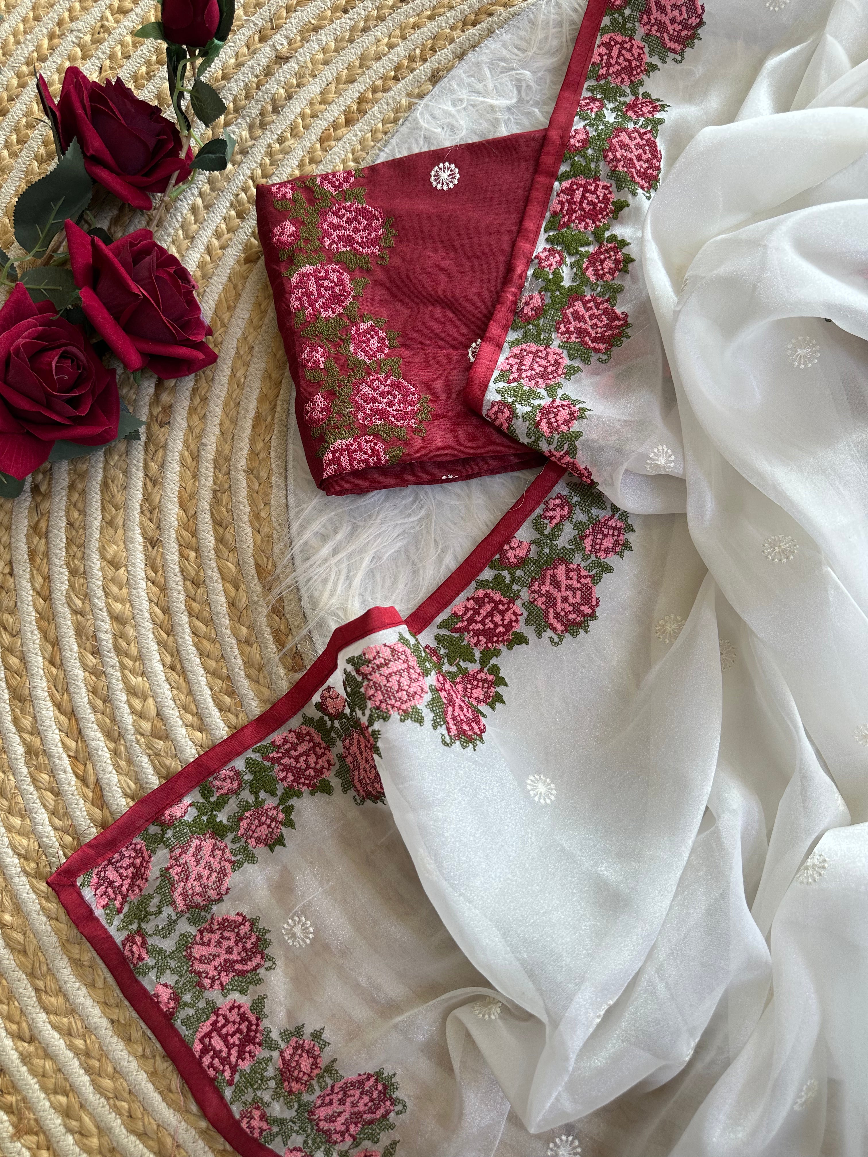 Regal Wedding Wear Tissue Silk Embroidery Work Desginer Saree With Contrast Blouse Piece