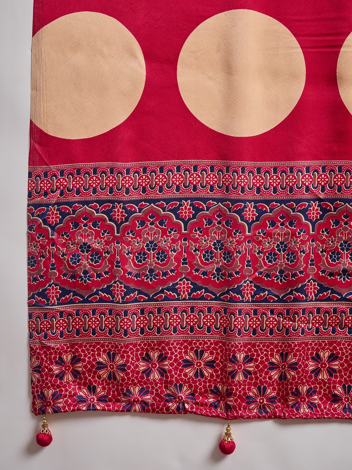 Gratifying Festive Wear Silk Print Design Rich Pallu Fancy Saree With Unstitched Blouse Piece
