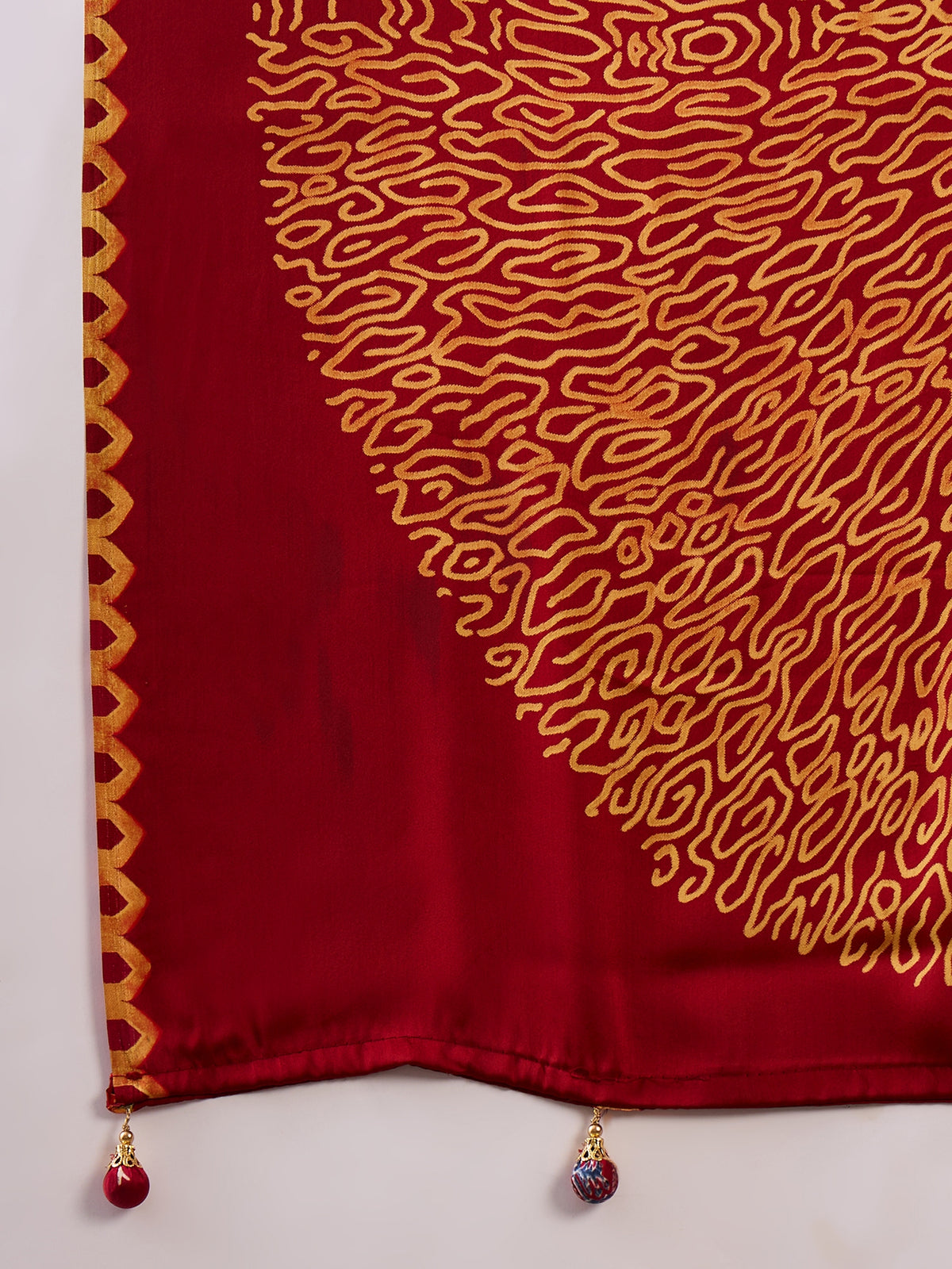 Whimsical Party Wear Silk Print Design Fancy Saree With Unstitched Blouse Piece