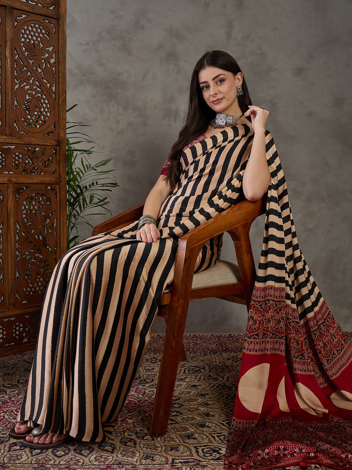 Gratifying Festive Wear Silk Print Design Rich Pallu Fancy Saree With Unstitched Blouse Piece