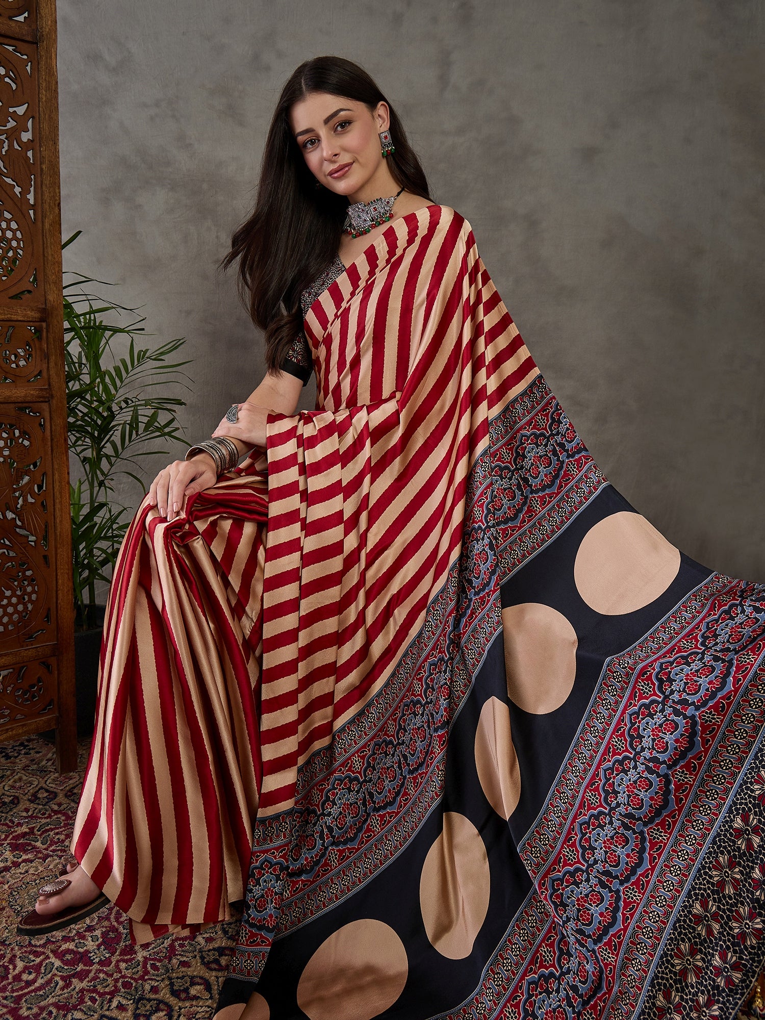 Gratifying Festive Wear Silk Print Design Rich Pallu Fancy Saree With Unstitched Blouse Piece