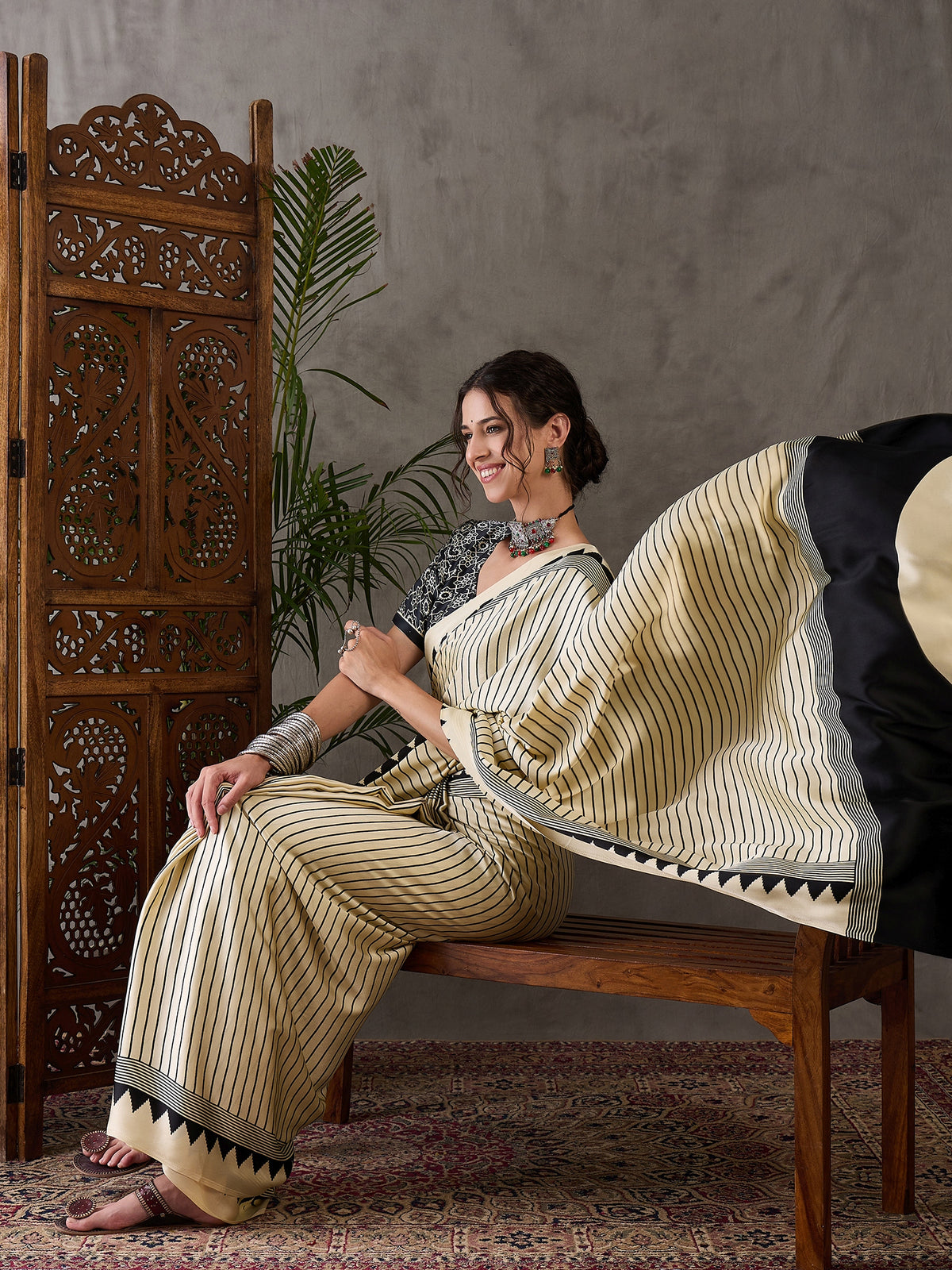 Charming Function Wear Silk Print Design Fancy Saree With Unstitched Blouse Piece
