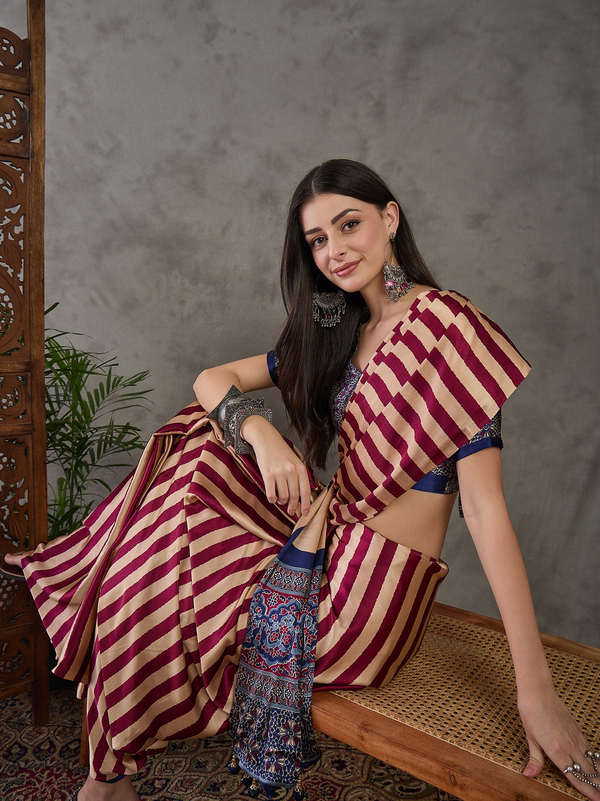 Gratifying Festive Wear Silk Print Design Rich Pallu Fancy Saree With Unstitched Blouse Piece