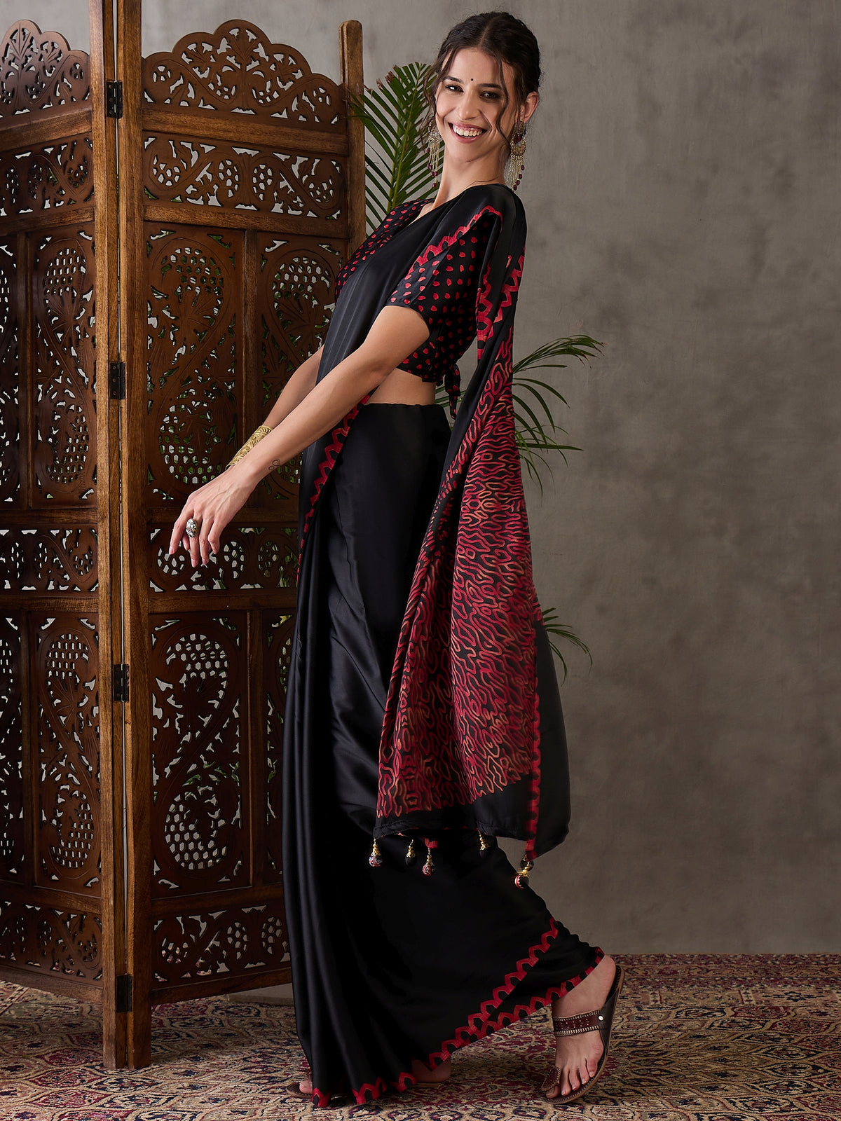 Whimsical Party Wear Silk Print Design Fancy Saree With Unstitched Blouse Piece