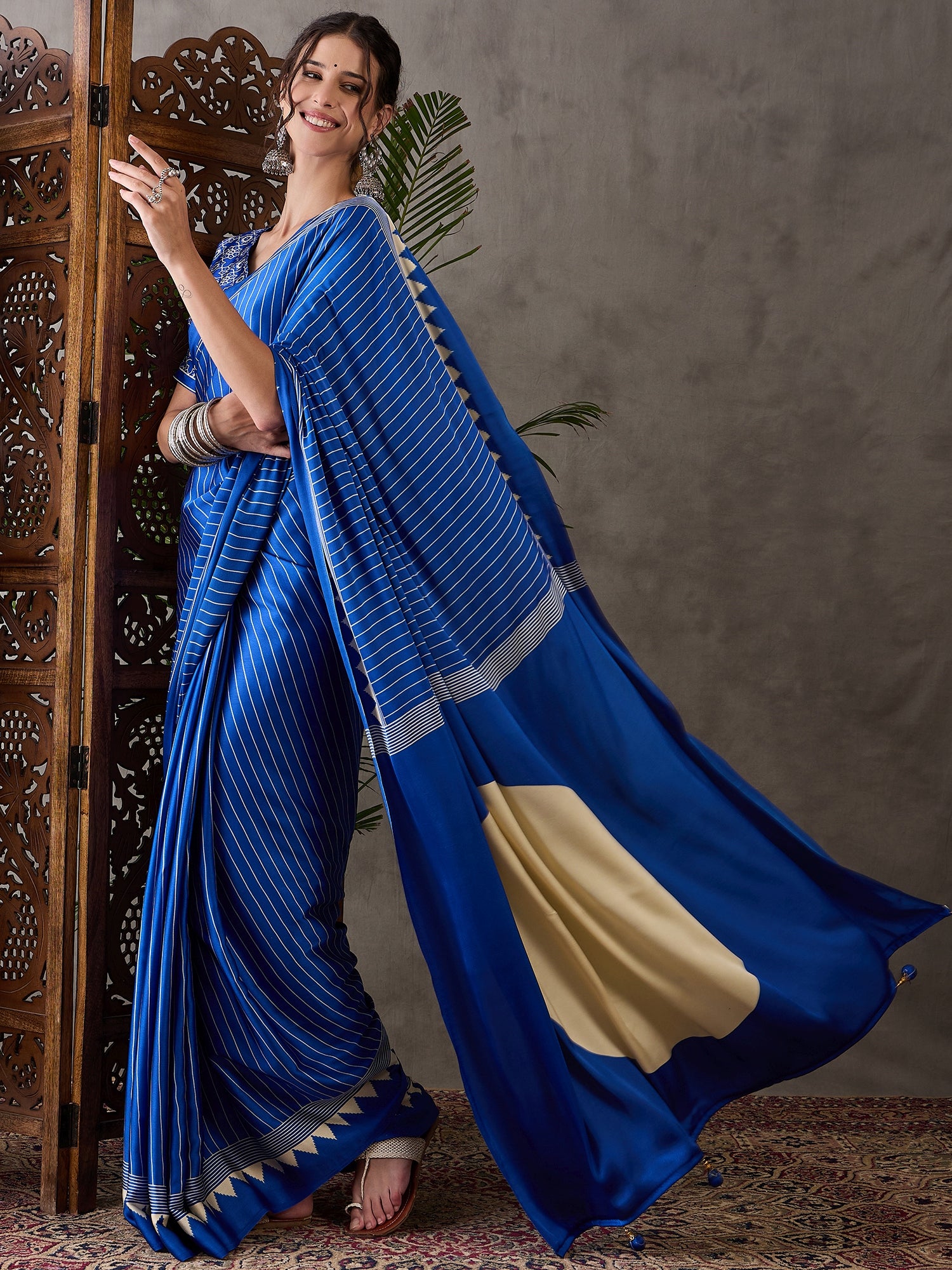 Charming Function Wear Silk Print Design Fancy Saree With Unstitched Blouse Piece