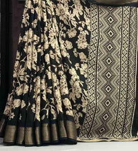 Load image into Gallery viewer, New Black Color Chiffon Floral Printed Saree With Zari weaving Design Border
