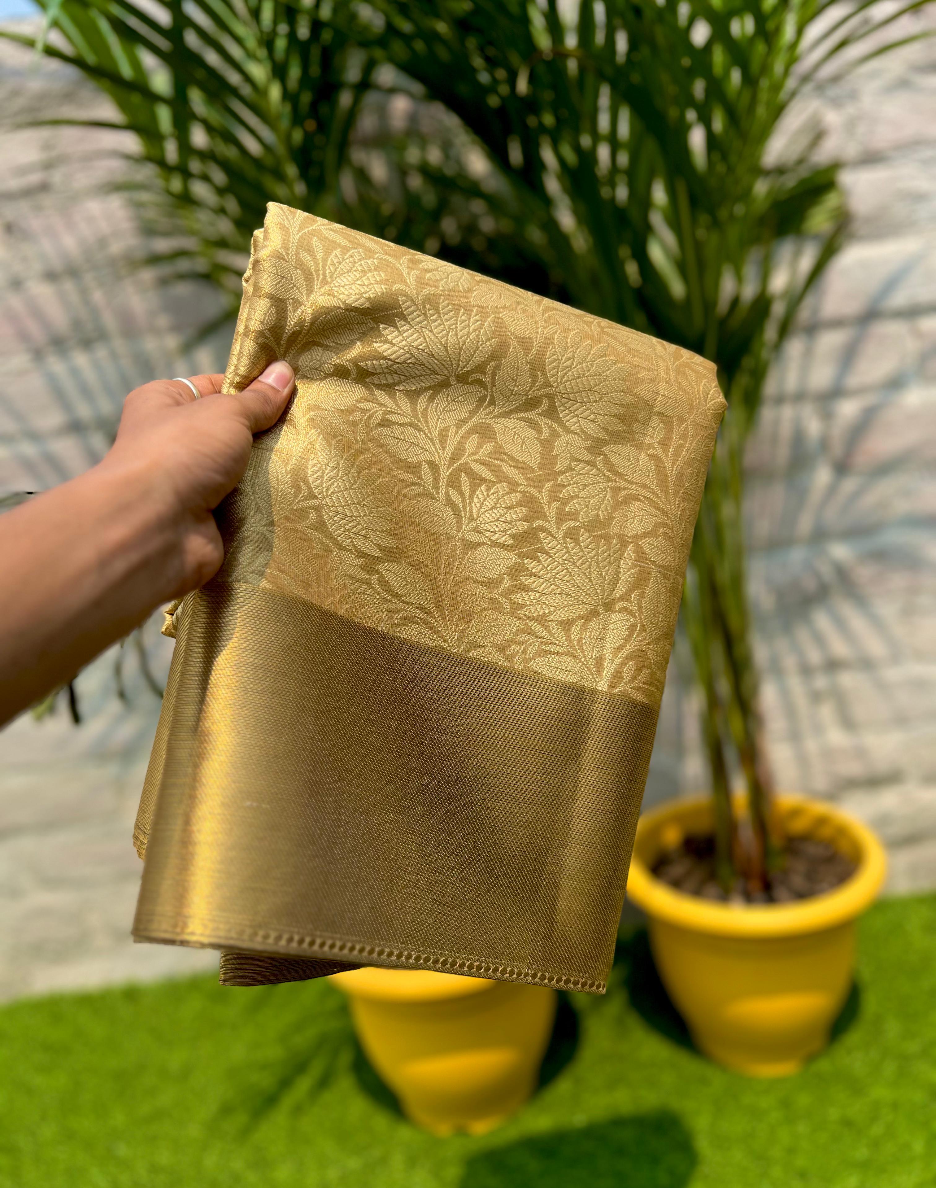 New Wedding Wear Golden Color Banarasi Tissue Silk Jacquared Zari Weaving Fancy Designer Saree