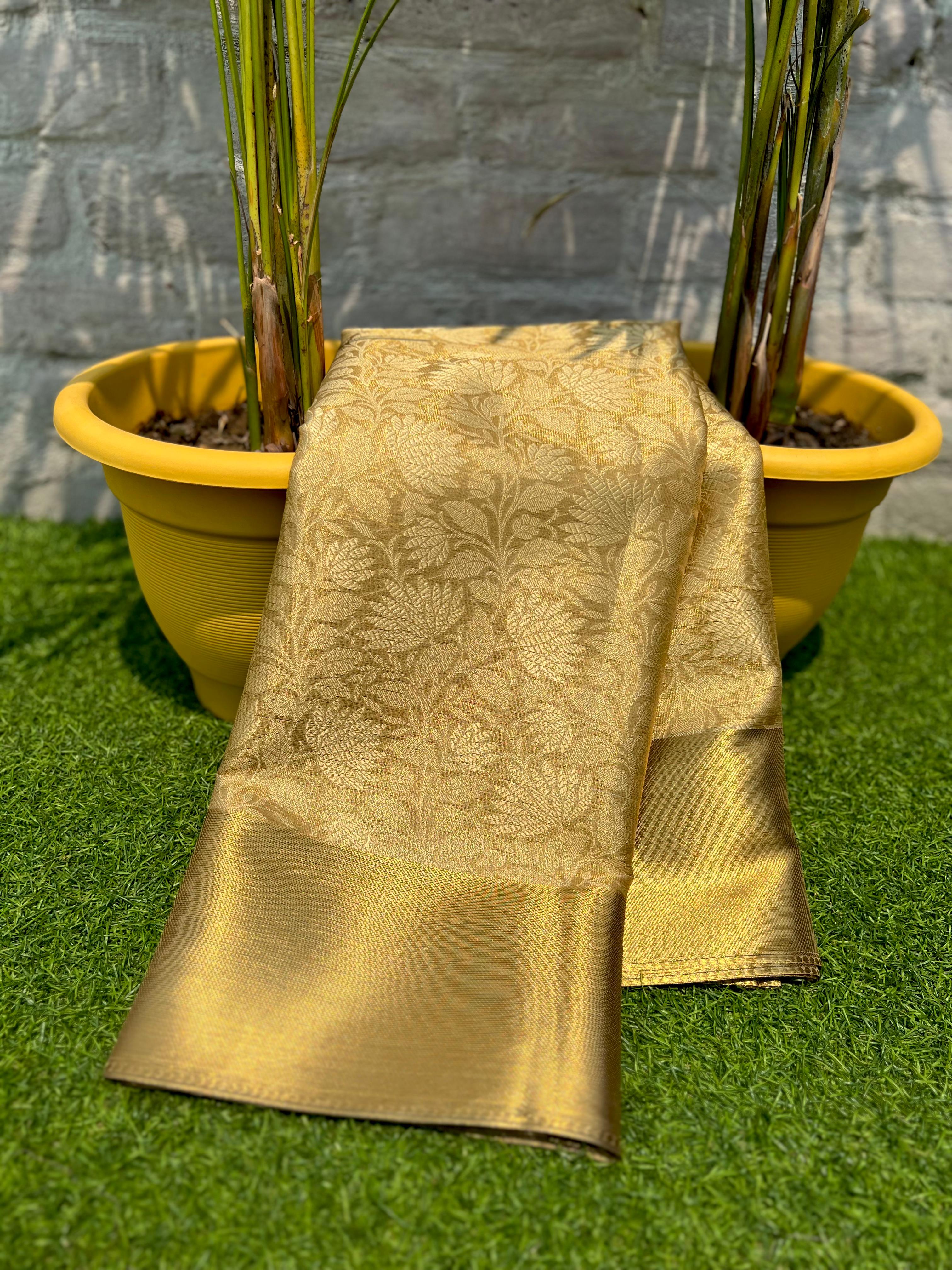 New Wedding Wear Golden Color Banarasi Tissue Silk Jacquared Zari Weaving Fancy Designer Saree