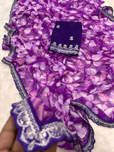 Load image into Gallery viewer, New Rangoli Silk Purple Color Print n Lace Border Work Saree With Embroidered Blouse Piece
