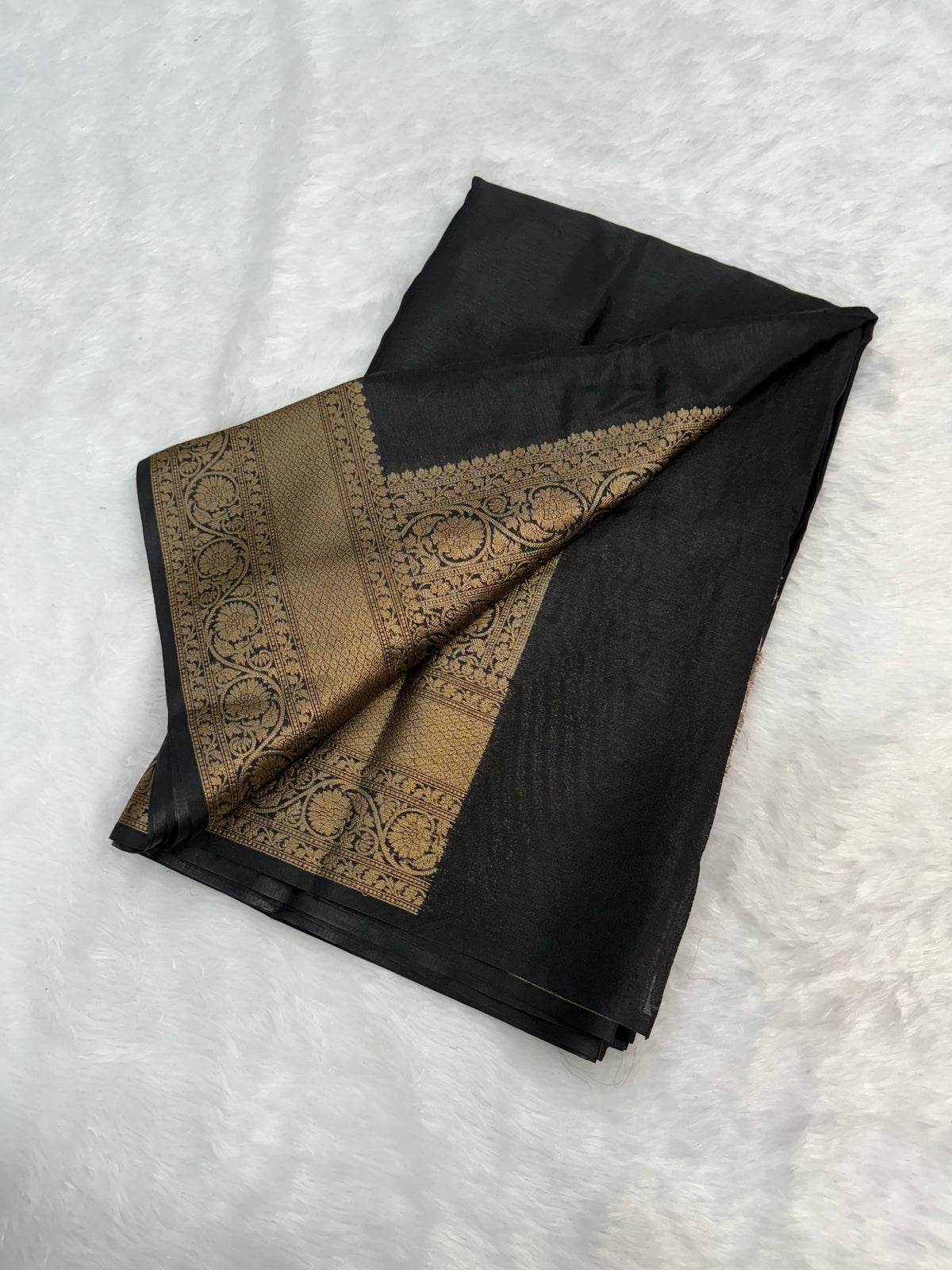 New Wedding Wear Black Color Soft Banarasi Silk Jacquared Zari Weaving Fancy Designer Saree