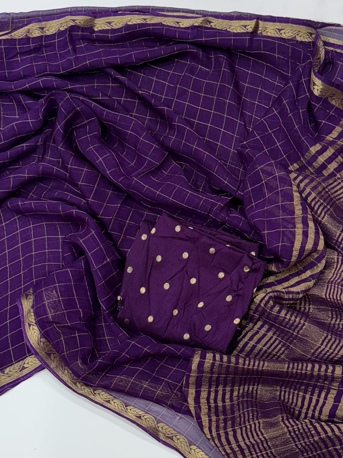 New Wedding Wear Purple Color Jacquard Weaving Work Rich Pallu Fancy Designer Saree With Blouse