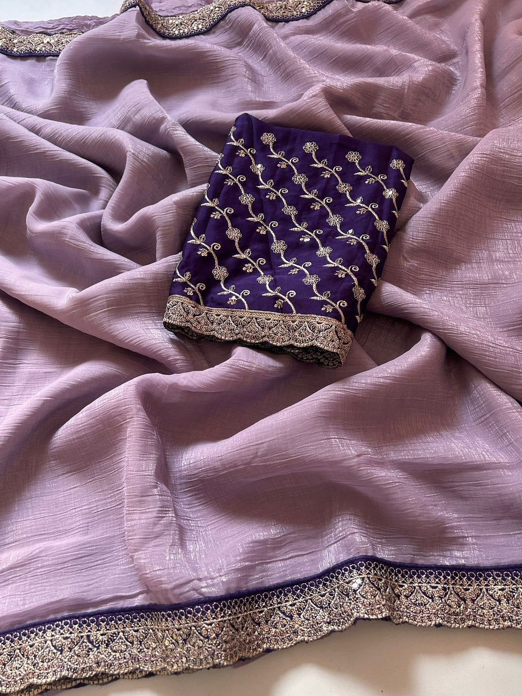 New Crunchy Crush Silk Beautiful Embroidery n Sequence Border Work Facny Desginer Partywear Saree With Heavy Work Blouse