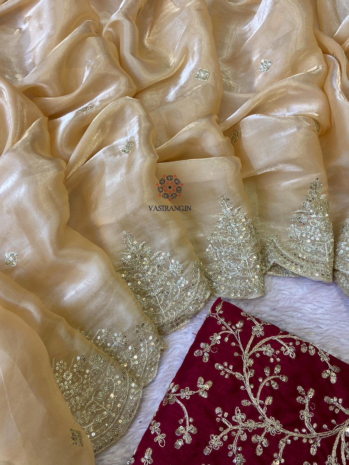 New Partywear Partywear Silk Fabric Sequence n Embroidered Fancy Designer Saree With Unstitched Blouse