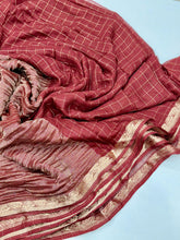 Load image into Gallery viewer, New Maroon Color Festive Wear Crushed Chinnon Silk Fancy Designer Saree With Rich Pallu
