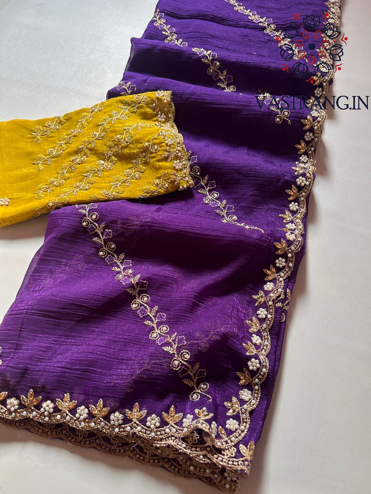 Latest Partywear Crunchy Chiffon Crush Silk Embroidery n Cut Work Fancy Designer Saree With Blouse