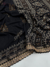 Load image into Gallery viewer, New Festive Wear Black Color Mul Cotton Print With Sequence Lace Work Fancy Designer Saree
