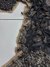 Load image into Gallery viewer, New Festive Wear Black Color Mul Cotton Print With Sequence Lace Work Fancy Designer Saree
