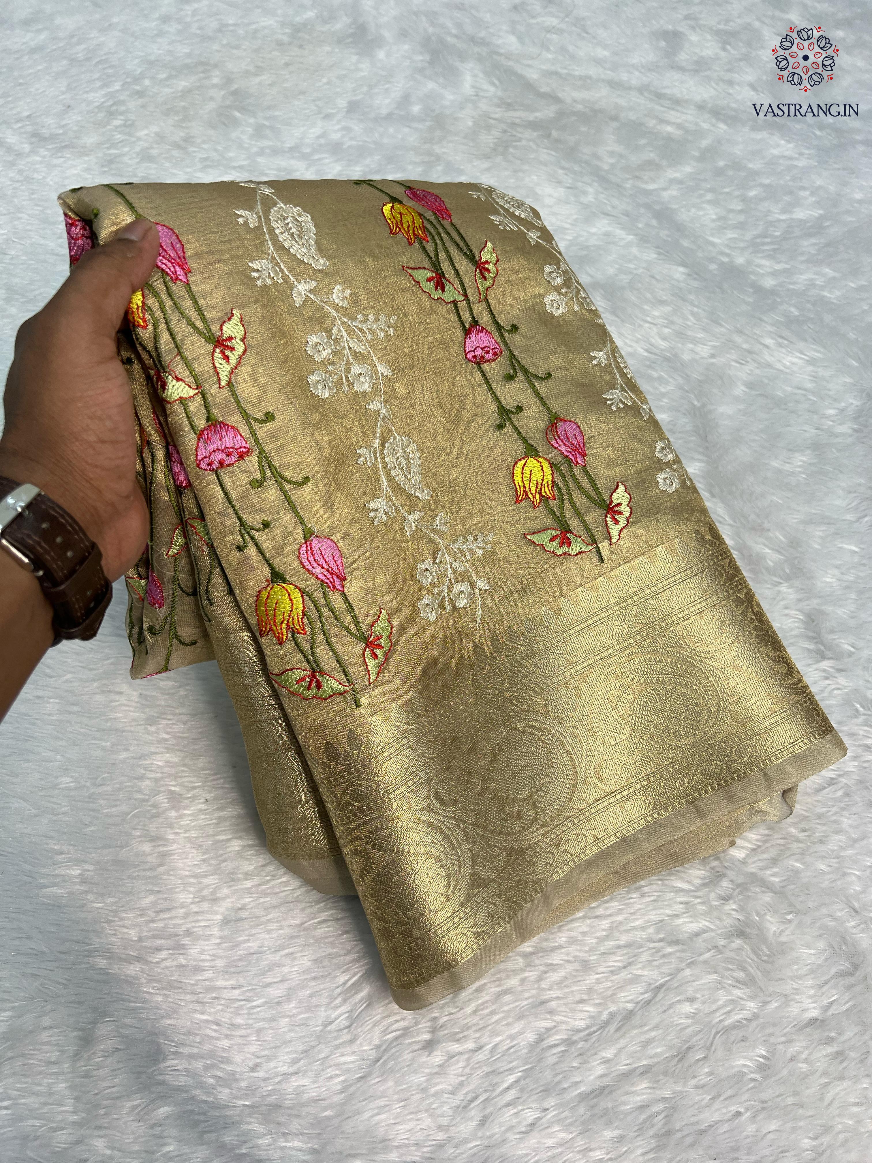 New Wedding wear Golden Color Banarasi TIssue Silk Emboidery Work Fancy Designer Saree With Blouse