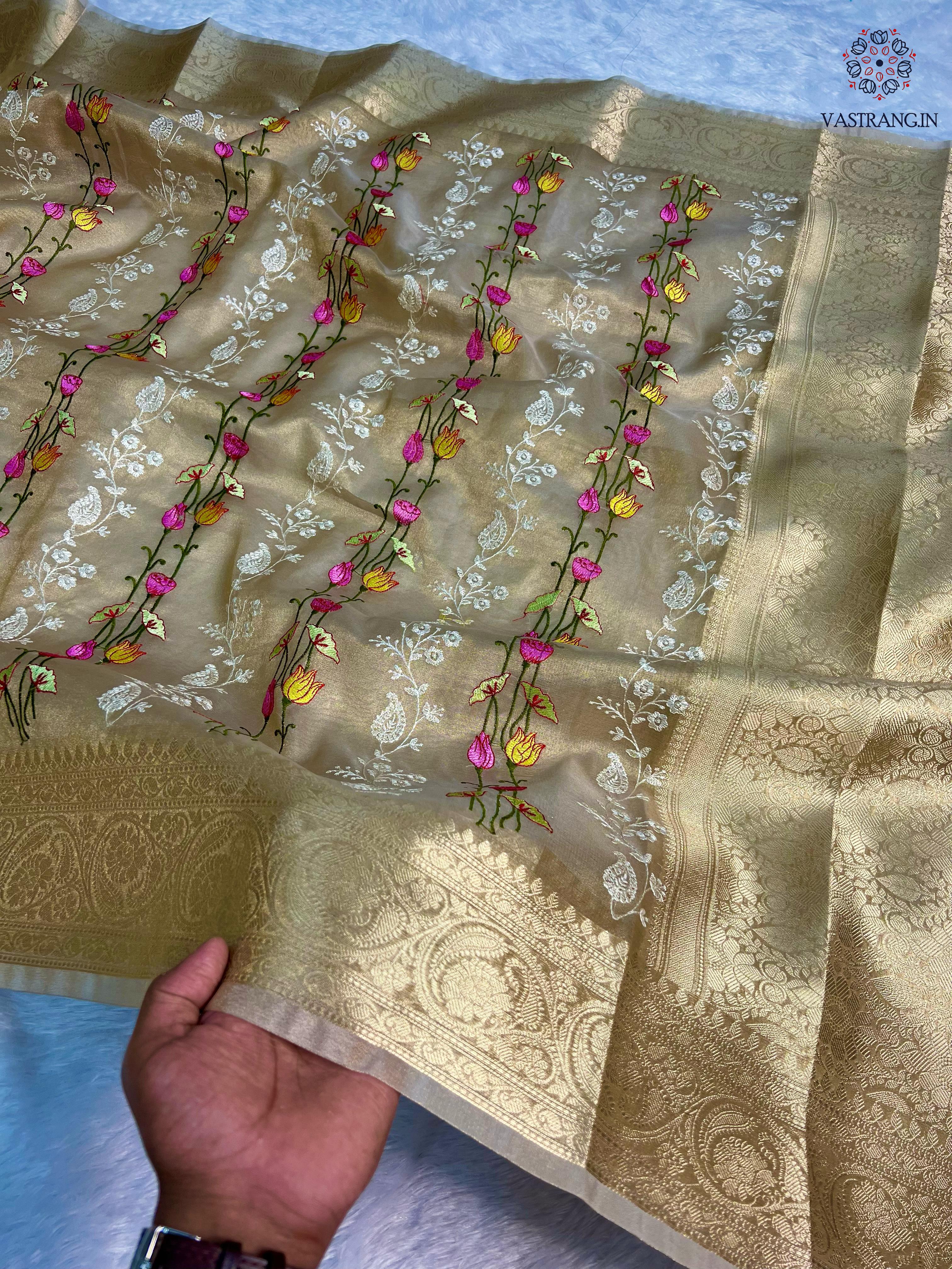 New Wedding wear Golden Color Banarasi TIssue Silk Emboidery Work Fancy Designer Saree With Blouse