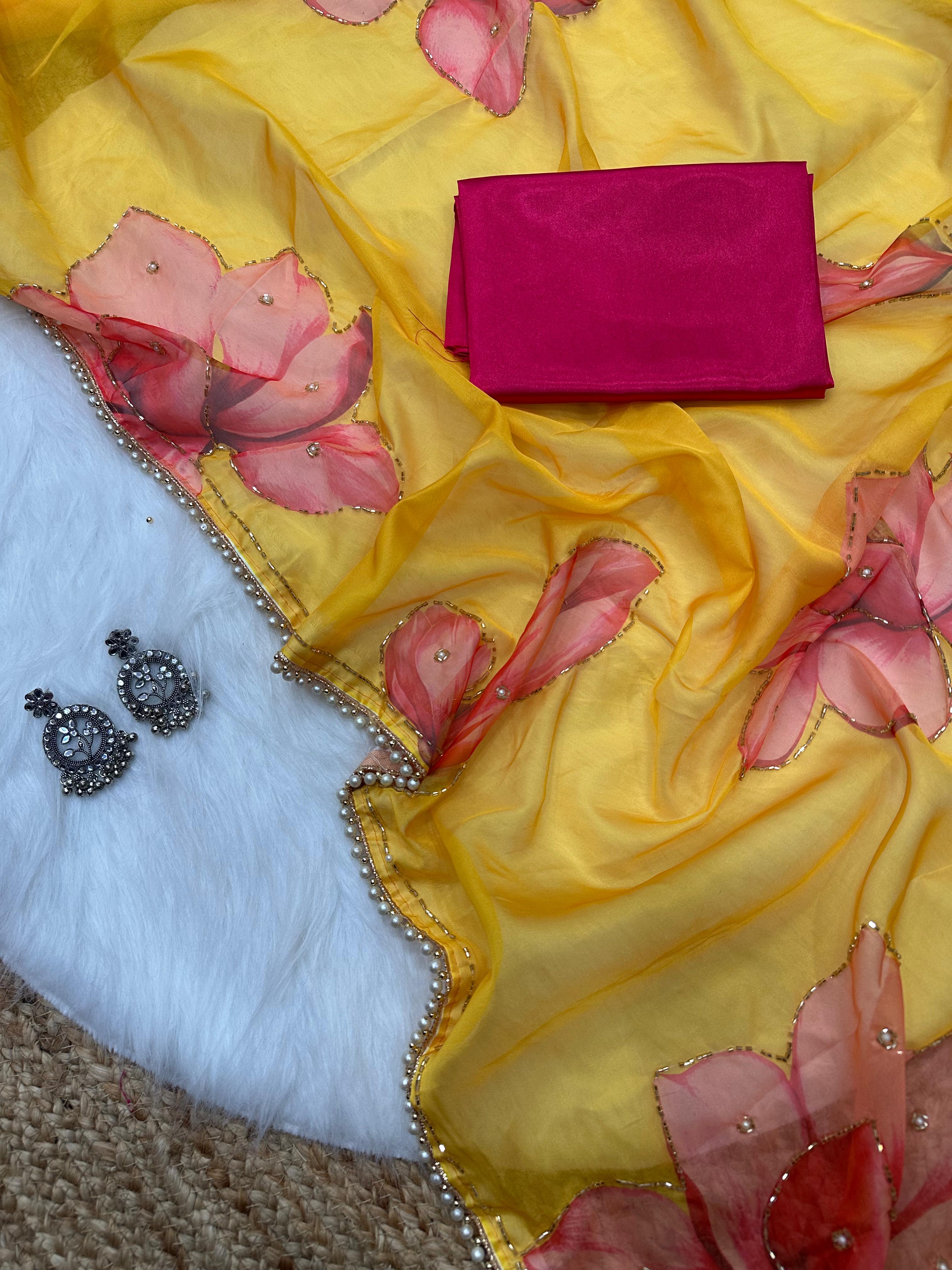 New Beautiful Soft Silk Print n Handwork Partywear Fancy Designer Saree With Blouse