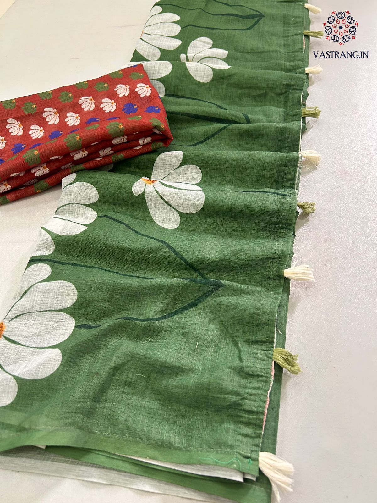 Latest Function Wear Soft Linen Cotton Print With Tassles Work Fancy Designer Saree With Blouse