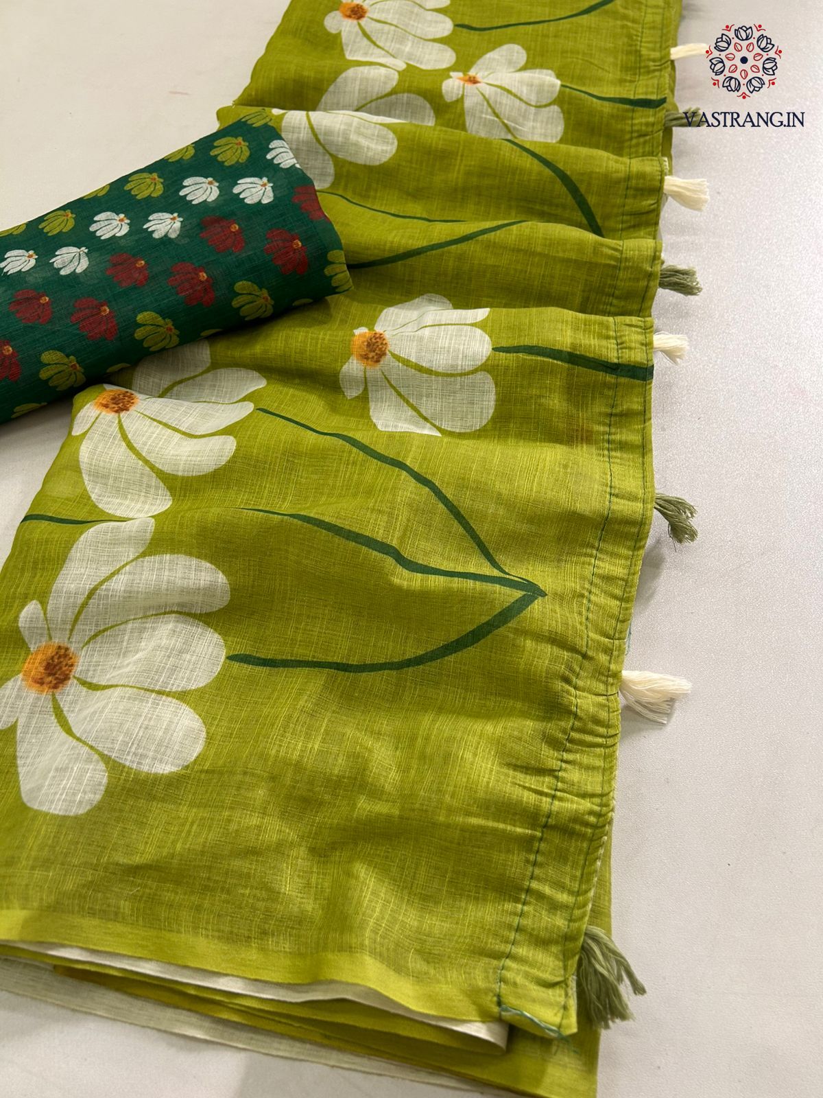 Latest Function Wear Soft Linen Cotton Print With Tassles Work Fancy Designer Saree With Blouse