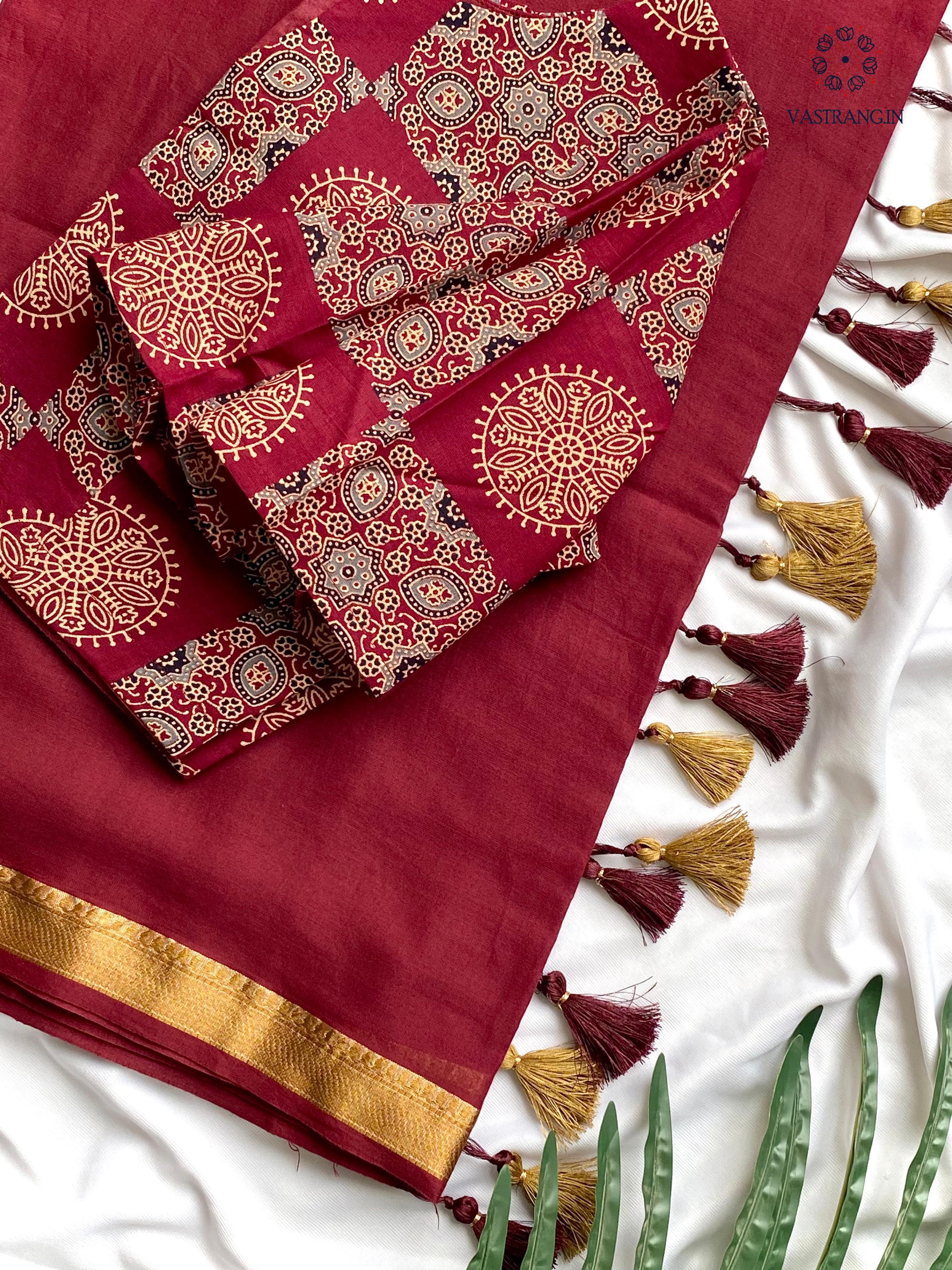 New Wedding Wear Pure Mul Cotton Jacquard Border with Tussles Work Fancy Designer Saree With Unstitched Blouse