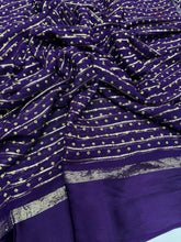 Load image into Gallery viewer, Elegant Party Wear Pure Viscose Georgette Weaving Jacquard Bandhani Print With Satin Border Fancy Desginer Saree For Ceremonial Occasion
