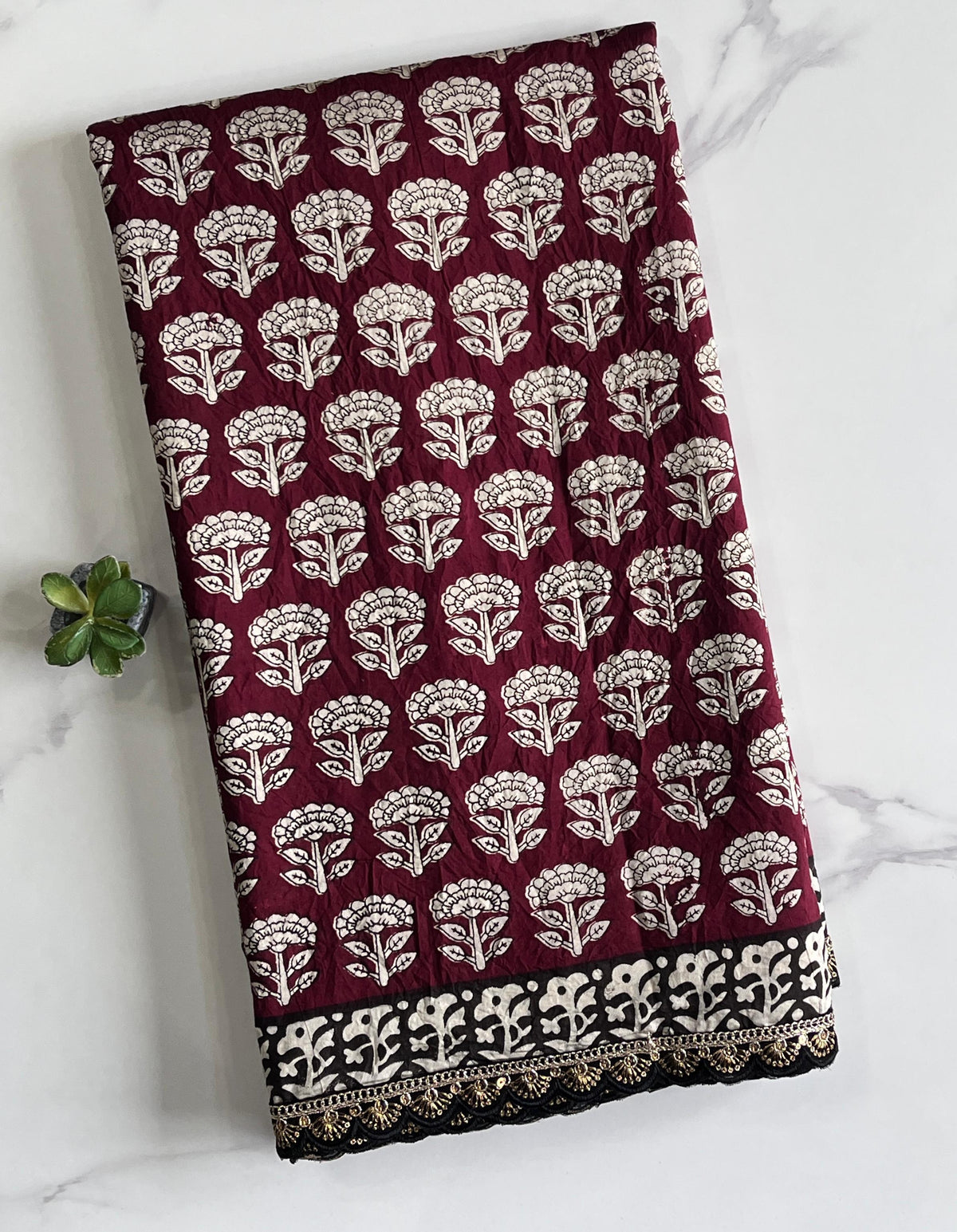 Glorious Black n Maroon Color Mul Cotton Print n Lace Work With Rich n Ikkat Pallu Designer Saree With Stunner Blouse Piece