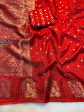 Load image into Gallery viewer, Dazzling Party Wear Pure Soft Viscose Crape Silk Zari Chit Palllu n Pichwari Border Fancy Designer Saree With Blouse
