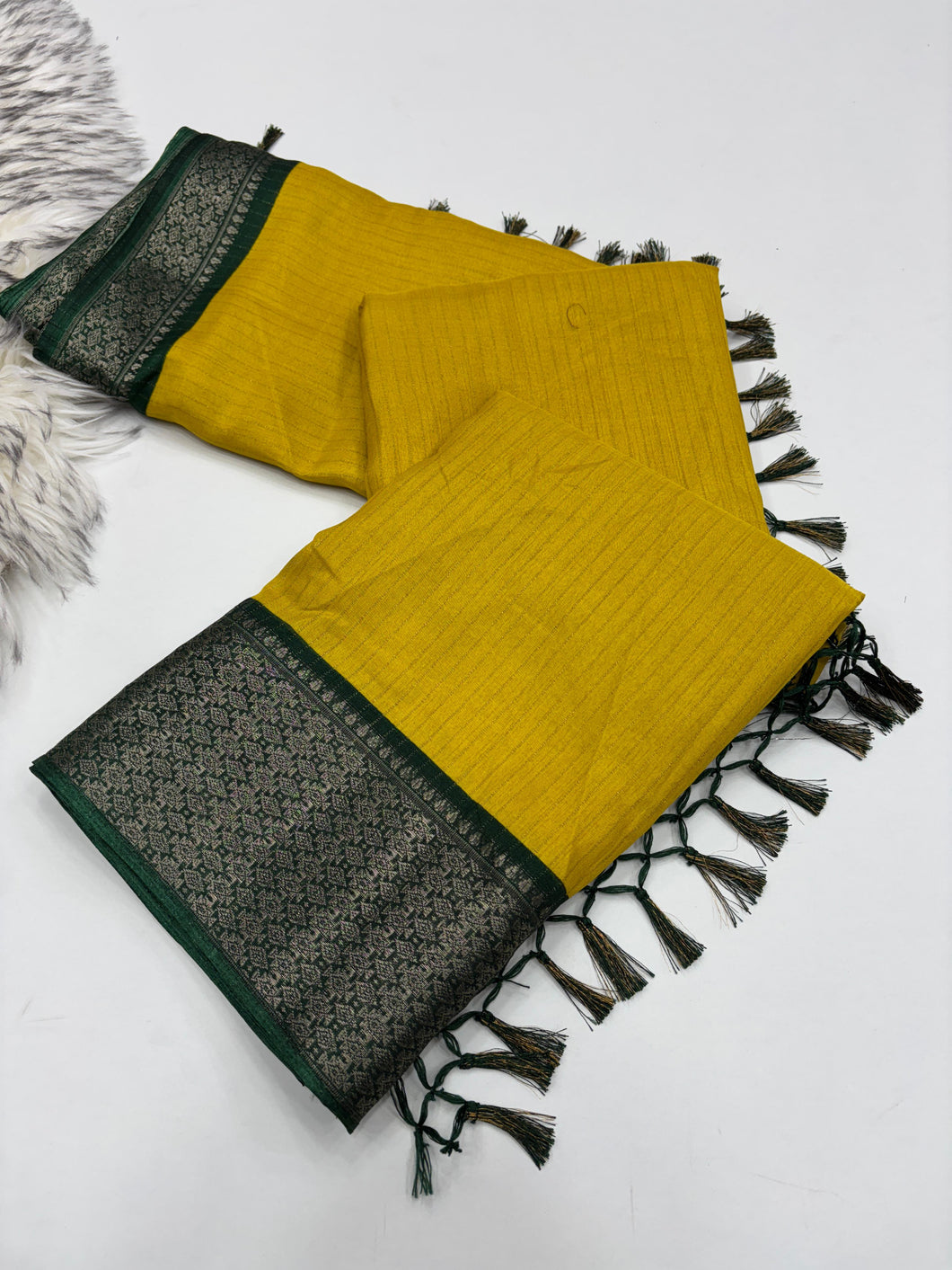 Surreptitious Yellow Color Pure Dola Silk Jacquard Weaving With Tassles Work Fancy Designer Saree With Classic Blouse Piece