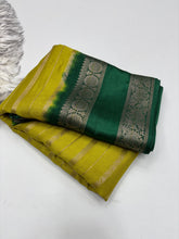 Load image into Gallery viewer, New Festive Wear Green Color Pure Dola Silk Jacquard Weaving Work Fancy Designer Saree With Blouse Piece
