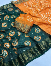 Load image into Gallery viewer, Innovative Party Wear Green Colour Cotton Silk Kanjivaram Bandhani Print Fancy Designer Saree For Women
