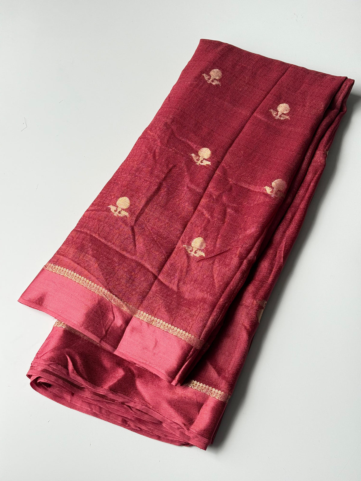 Verdant Cherry Pink Jacquard Work Pure Soft Viscose Silk Saree With Desiring Blouse Piece