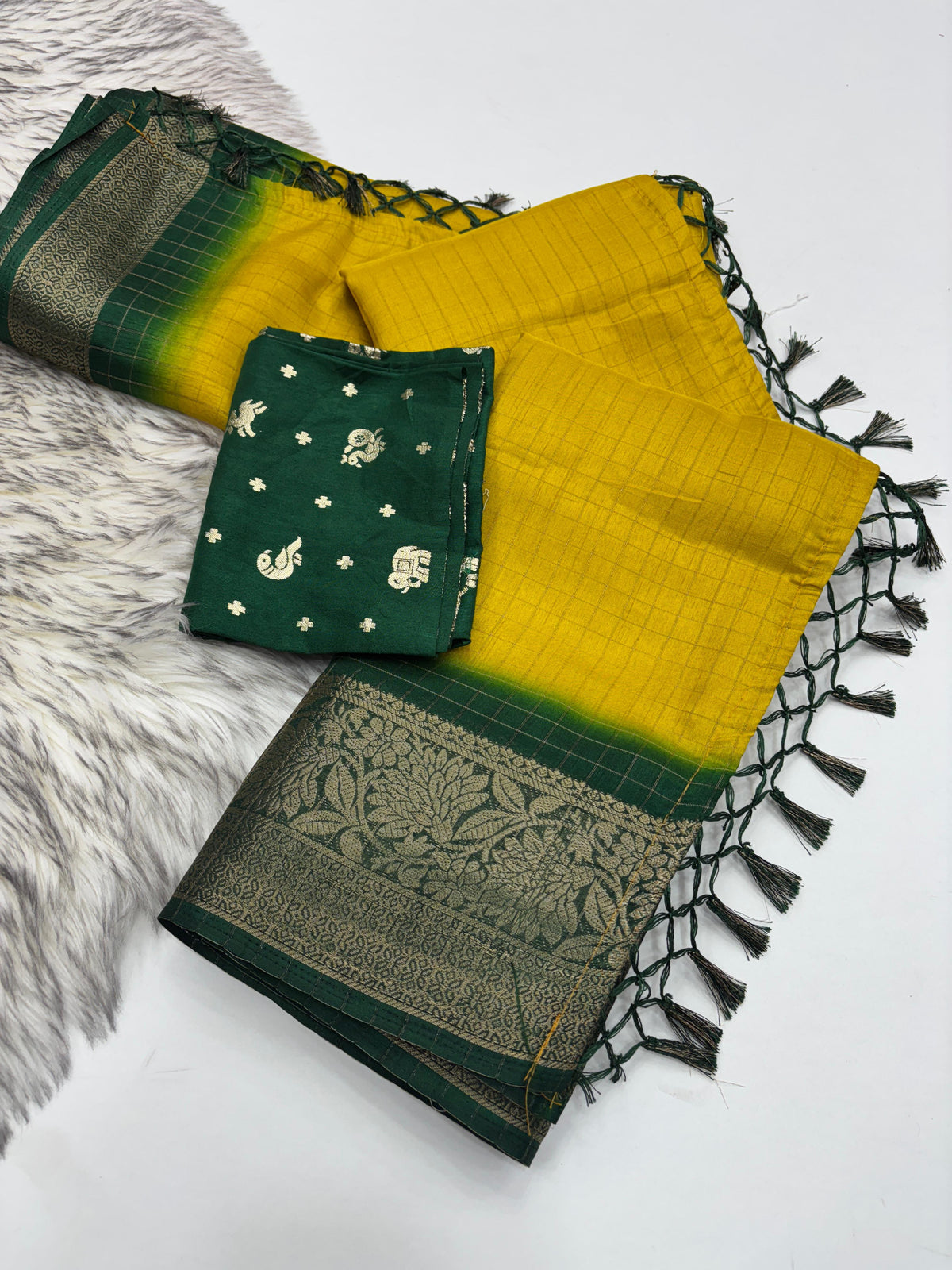 New Yellow Color Pure Dola Silk Jacquard Weaving With Tassles Work Fancy Designer Saree With Classic Blouse Piece