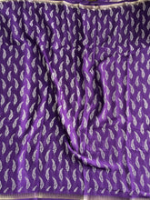Load image into Gallery viewer, Luxuriant Purple Printed Georgette Tissue Saree With Fugacious Blouse Piece
