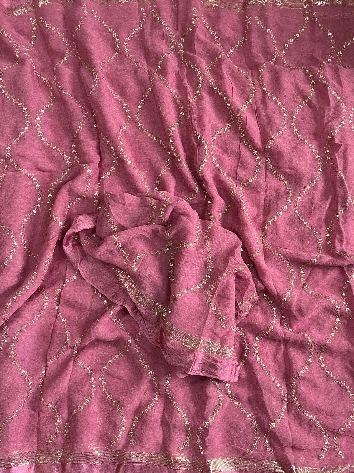 Charming Lavender Colour Pure Viscose Georgette Fabric With Satin Border n Embroidered Work Saree With Blissful Blouse Piece