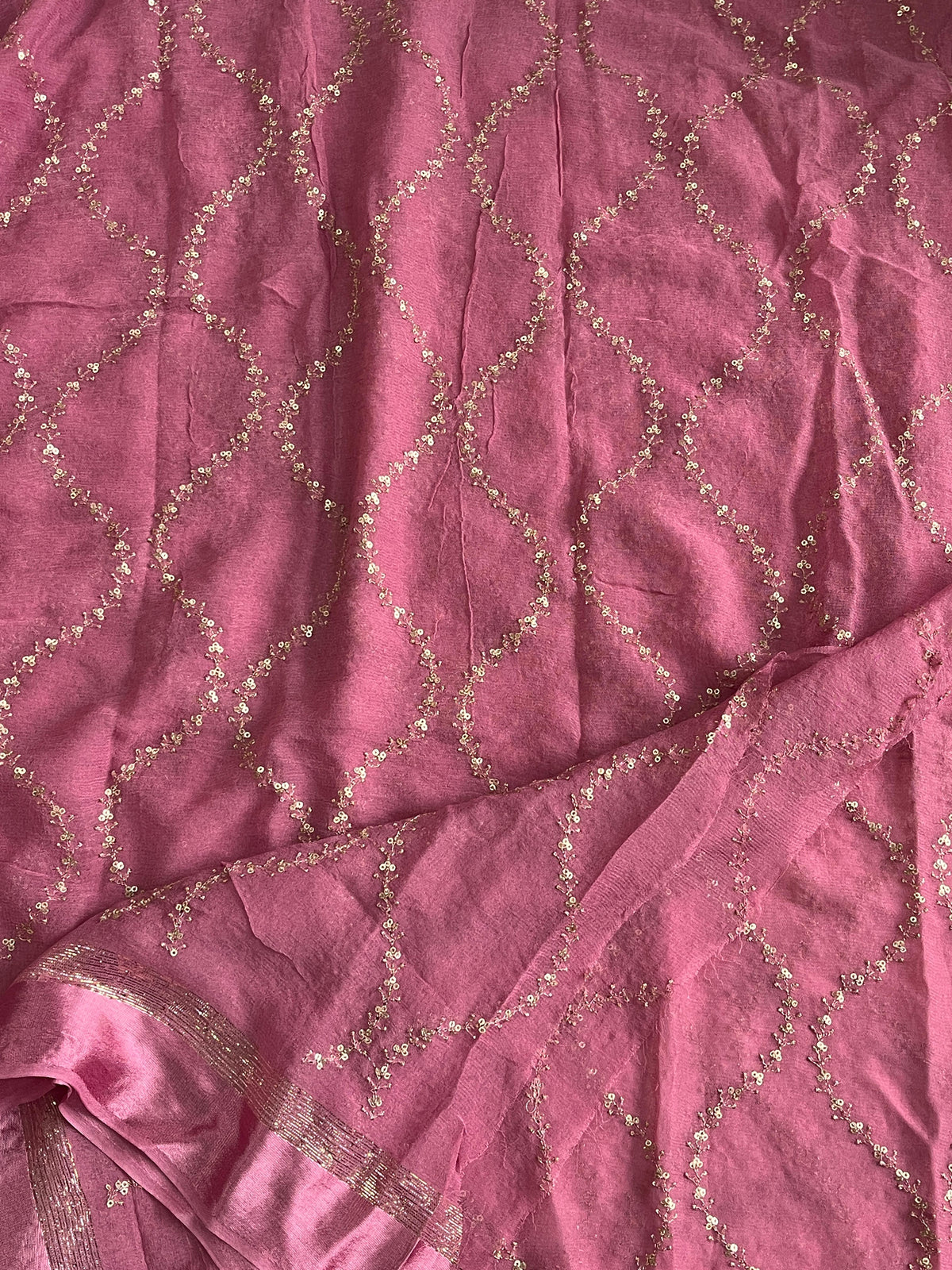 Charming Lavender Colour Pure Viscose Georgette Fabric With Satin Border n Embroidered Work Saree With Blissful Blouse Piece