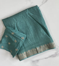 Load image into Gallery viewer, Confounding Sea Green Color Pure Viscose Chinnon Zari Jacquard Weaving Work Saree With Glowing Blouse Piece
