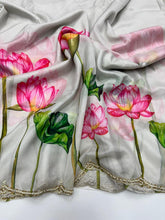 Load image into Gallery viewer, Demanding Grey Print n Hand Work Heavy Pure Tebbi Silk Saree With Pleasurable Blouse Piece
