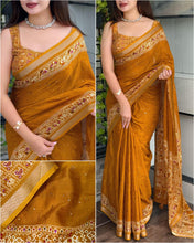 Load image into Gallery viewer, Entrancing Pure Mul Cotton Sequence  With Ajrakh Prined Fancy Designer Saree With Gratifying Blouse Piece
