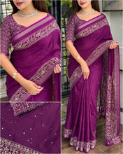 Load image into Gallery viewer, Entrancing Pure Mul Cotton Sequence  With Ajrakh Prined Fancy Designer Saree With Gratifying Blouse Piece
