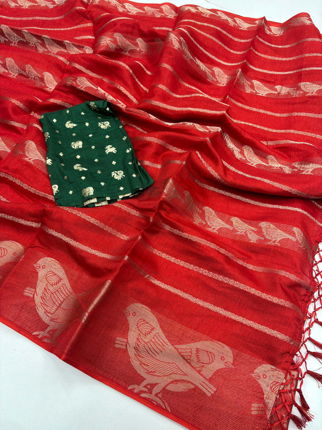 New Festive Wear Red Color Pure Dola Silk Zari Jacquard Weaving Work Fancy Designer Saree