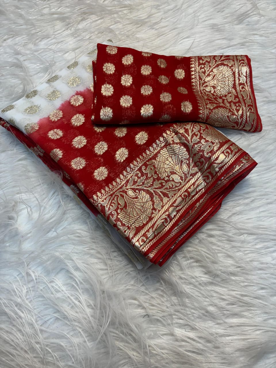 Latest Wedding wear White n Red Viscose Georgette Jacquard Weaving Work Designer Saree With Blouse