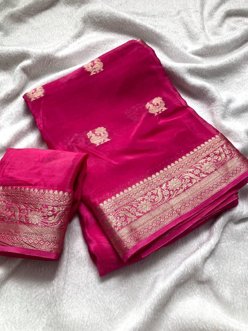 New Wedding Wear Pure Soft Viscose Crepe Silk Jacquard Weaving Zari Work Fancy Designer Saree With Blouse