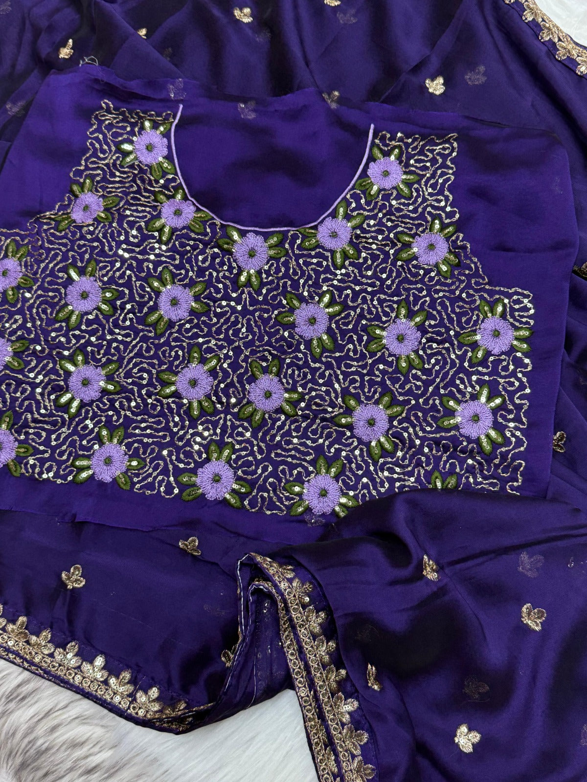 Mellifluous Function Wear Soft Rangloli Silk Embroidered Work Fancy Desginer Saree