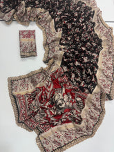 Load image into Gallery viewer, New Function Wear Black Color Viscose Georgette Kalamkari Print Fancy Designer Saree Design
