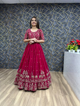 Load image into Gallery viewer, Adorable Function Wear Georgette Fabric Fancy Designer Lehenga Choli
